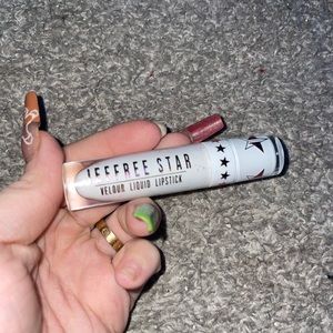 Jeffree Star Cosmetics Velour Liquid Lipstick!